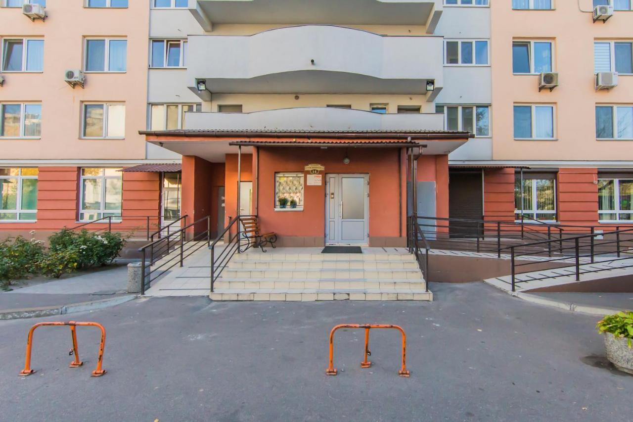 Super Comfort Flat For You Near The Metro. Kiev Eksteriør billede