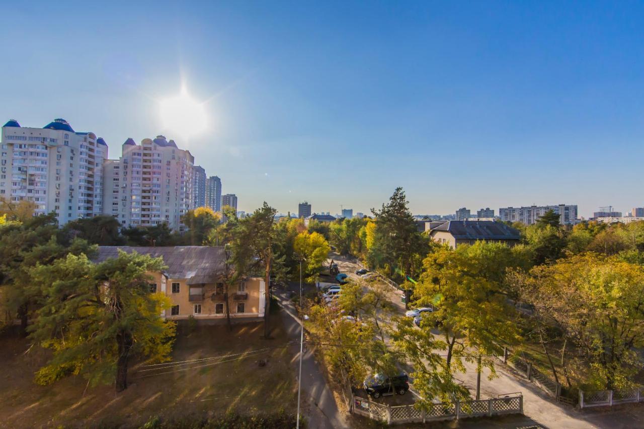 Super Comfort Flat For You Near The Metro. Kiev Eksteriør billede