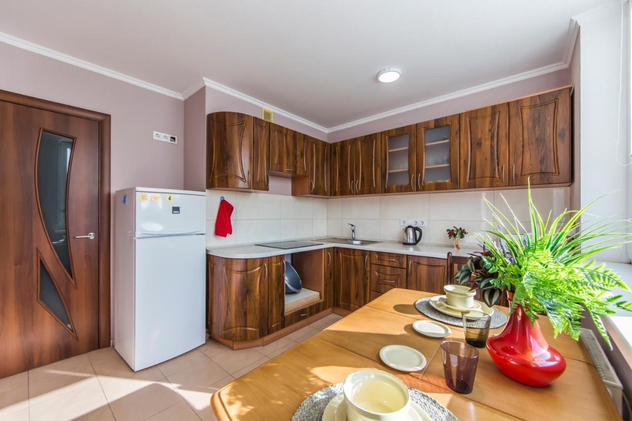 Super Comfort Flat For You Near The Metro. Kiev Eksteriør billede